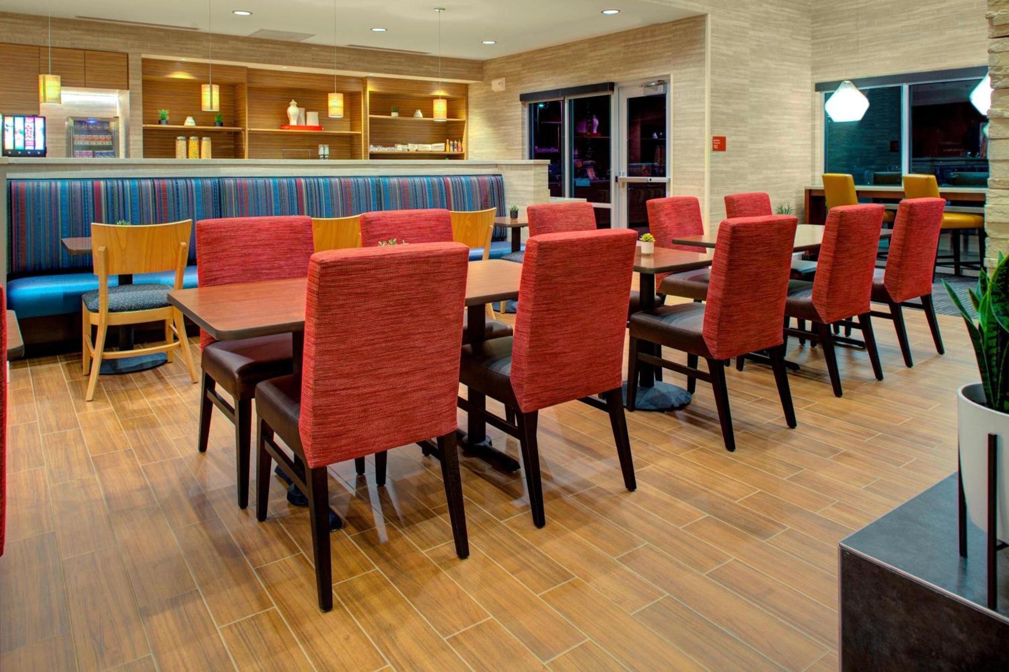 Towneplace Suites By Marriott Phoenix Chandler/Fashion Center Экстерьер фото